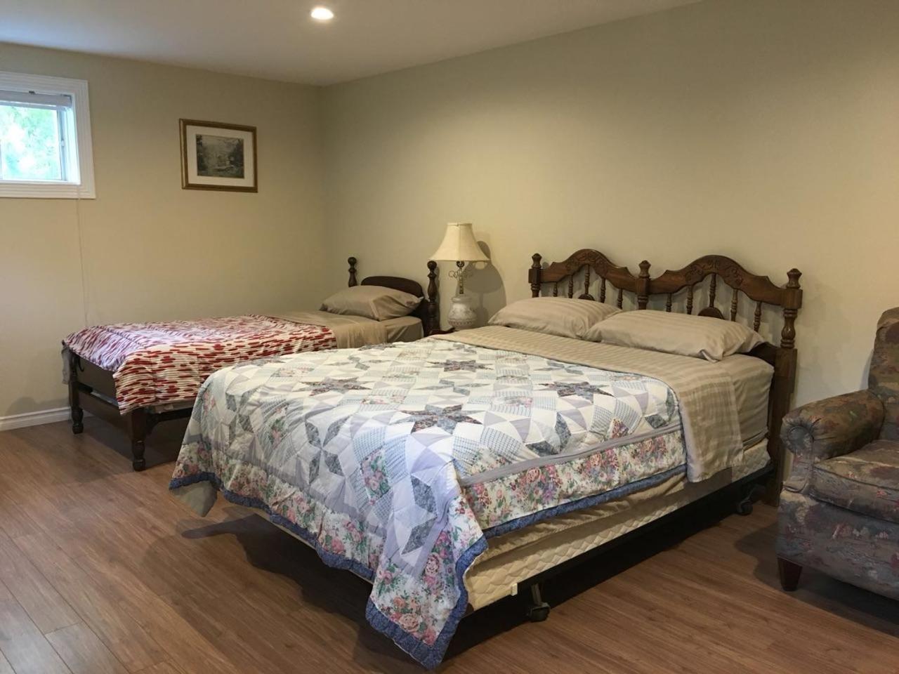Seaview White House Bed & Breakfast Stratford Екстериор снимка