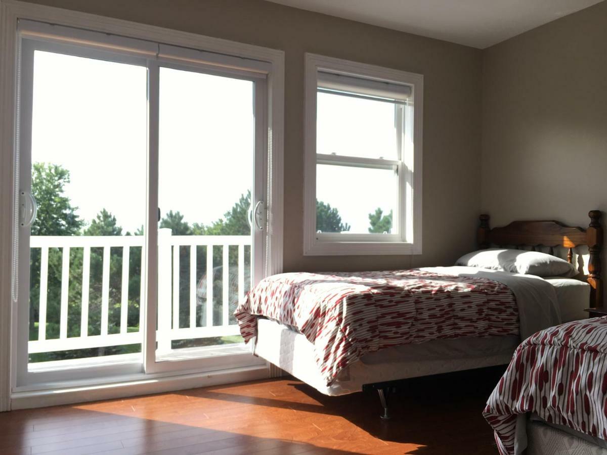 Seaview White House Bed & Breakfast Stratford Екстериор снимка
